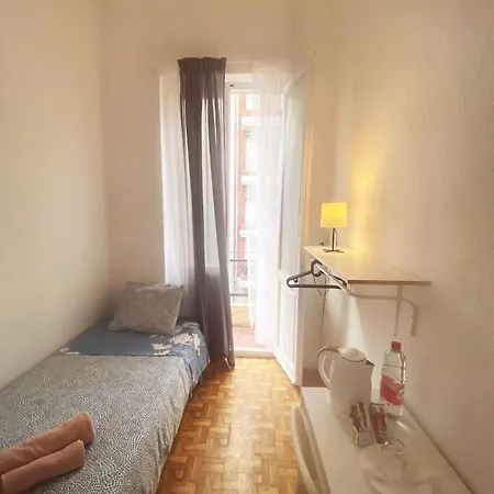 La Petxina In Shared Homestay